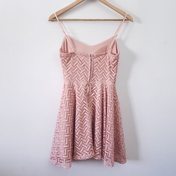 Soft Pink Skater Dress Textured Geometric Mini - Picture 3 of 4